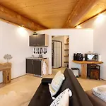 Albchalet *